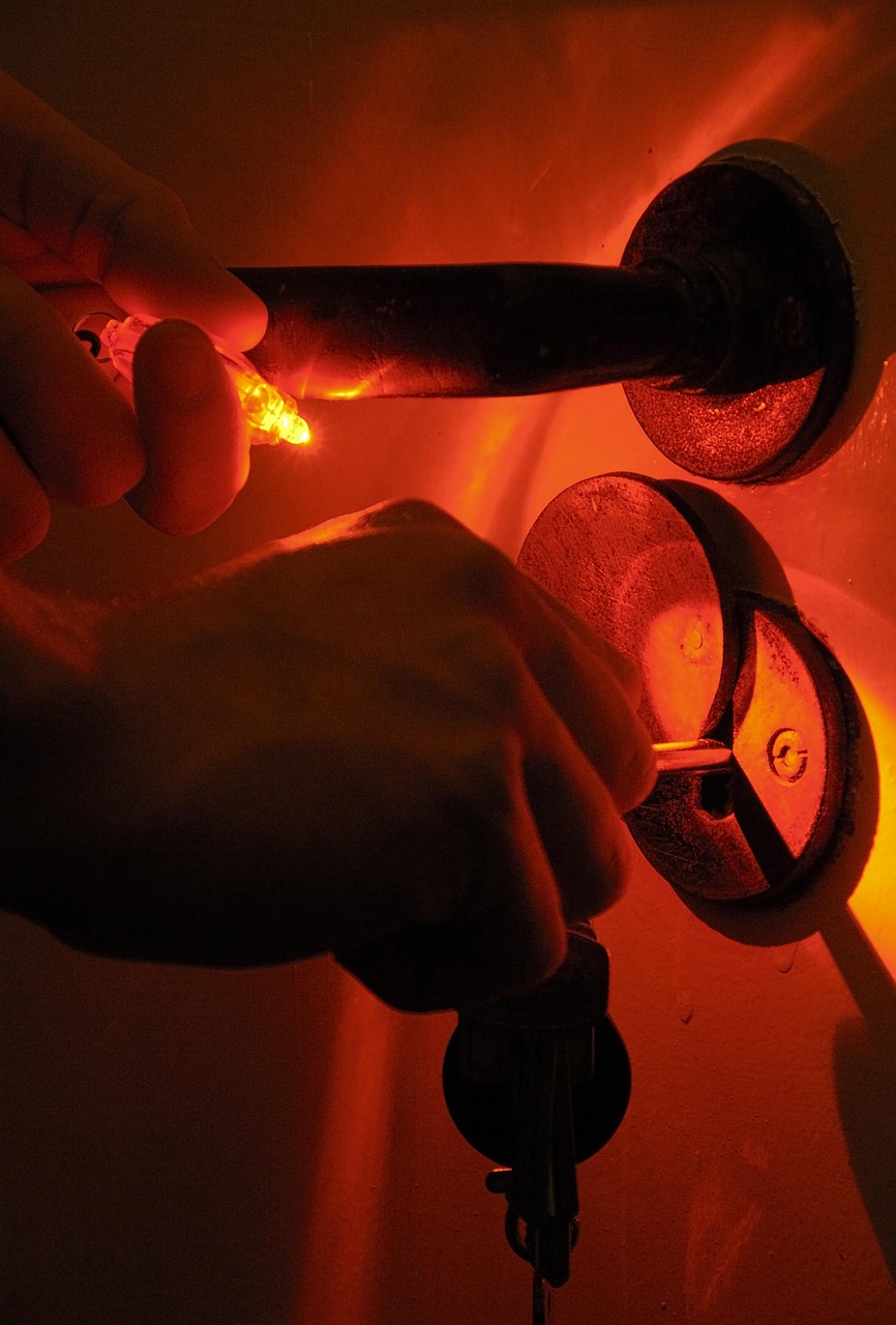 trouvez un serrurier pas cher près de chez vous pour tous vos dépannages, ouvertures de porte et changements de serrure rapides et fiables à prix avantageux.